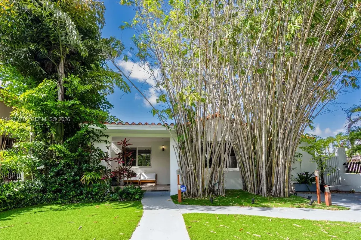 1360 SW 16th St, Miami FL 33145