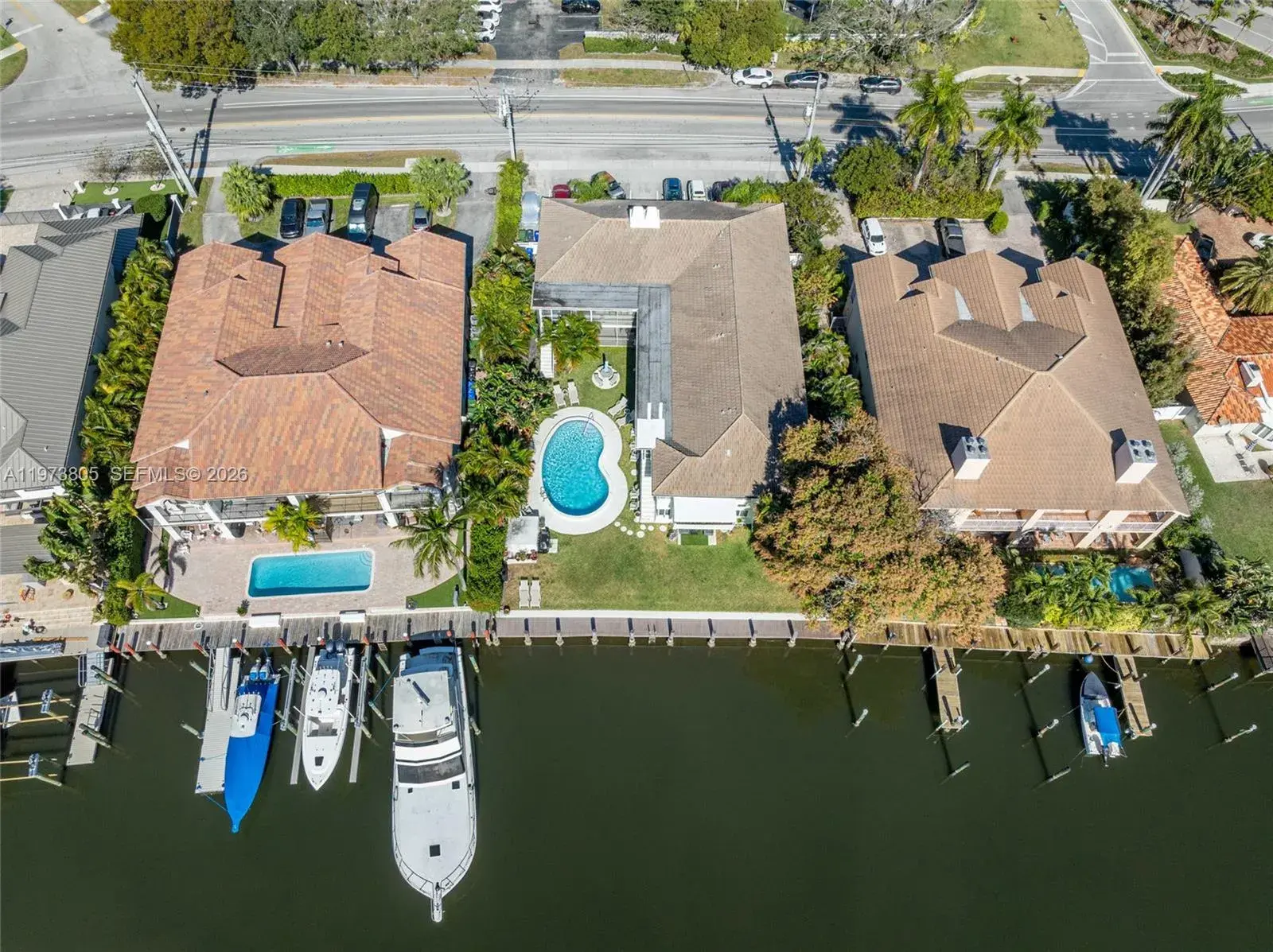 2 bedroom 2 bath Residential for sale at 1308 Bayview Dr # 2B, Fort Lauderdale FL 33304