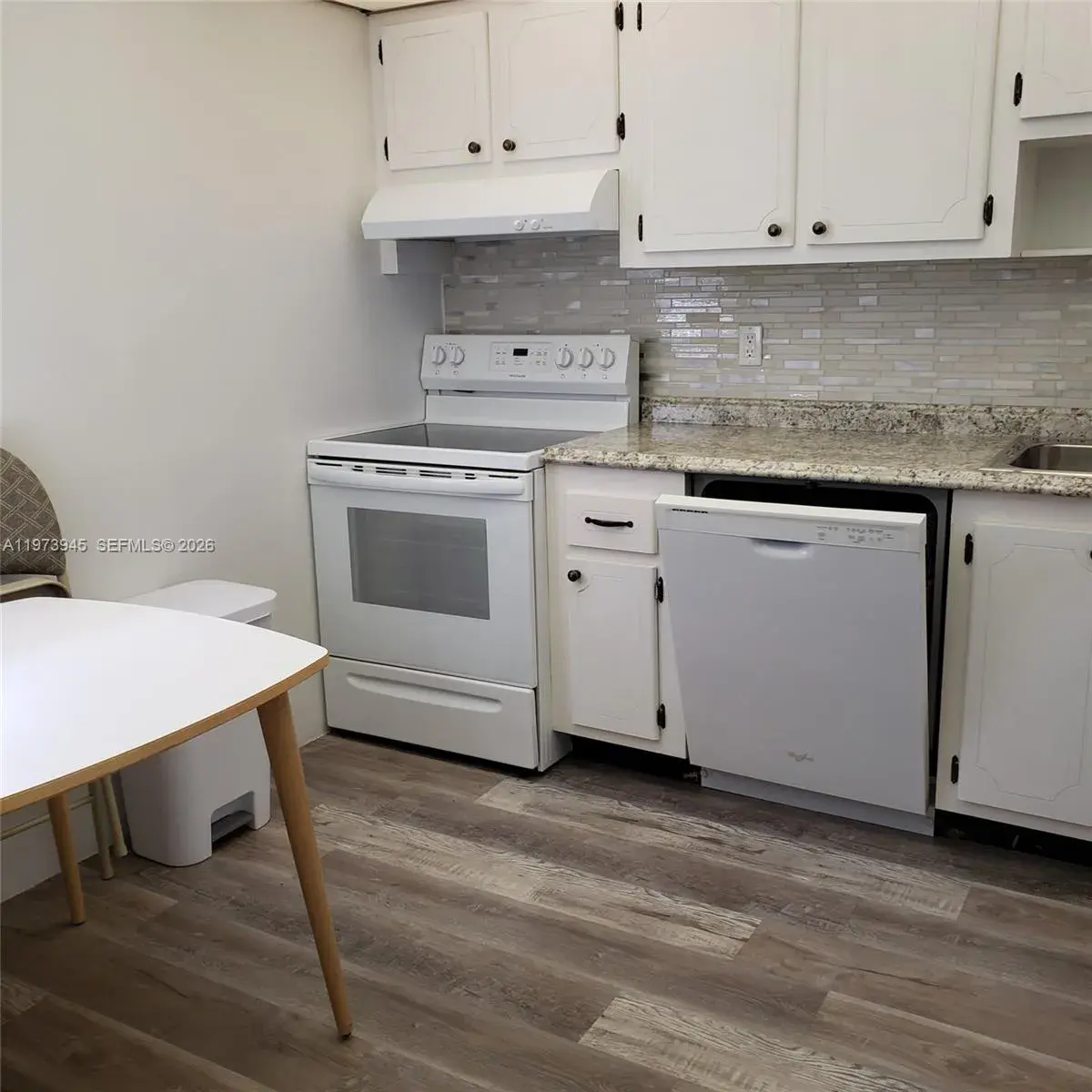 410 SE 2nd St # 418, Hallandale Beach FL 33009