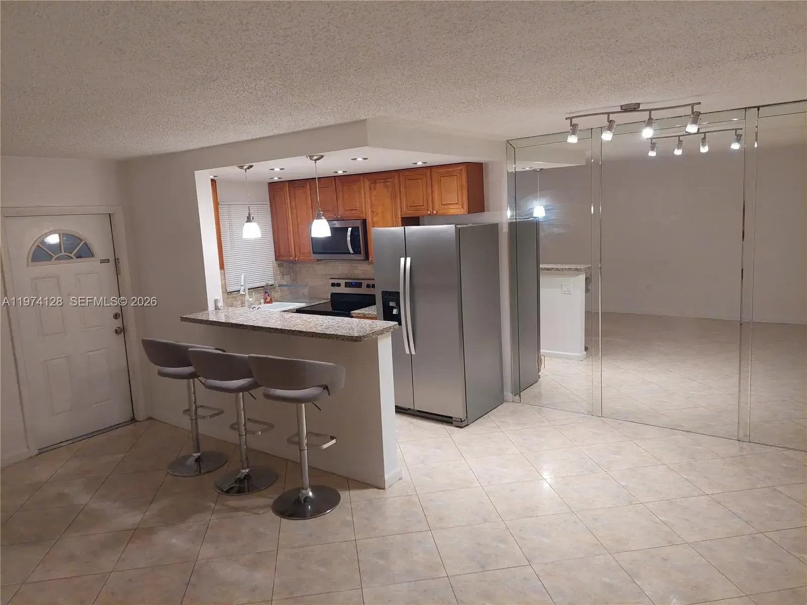 714 NE 10th St # 103, Hallandale Beach FL 33009