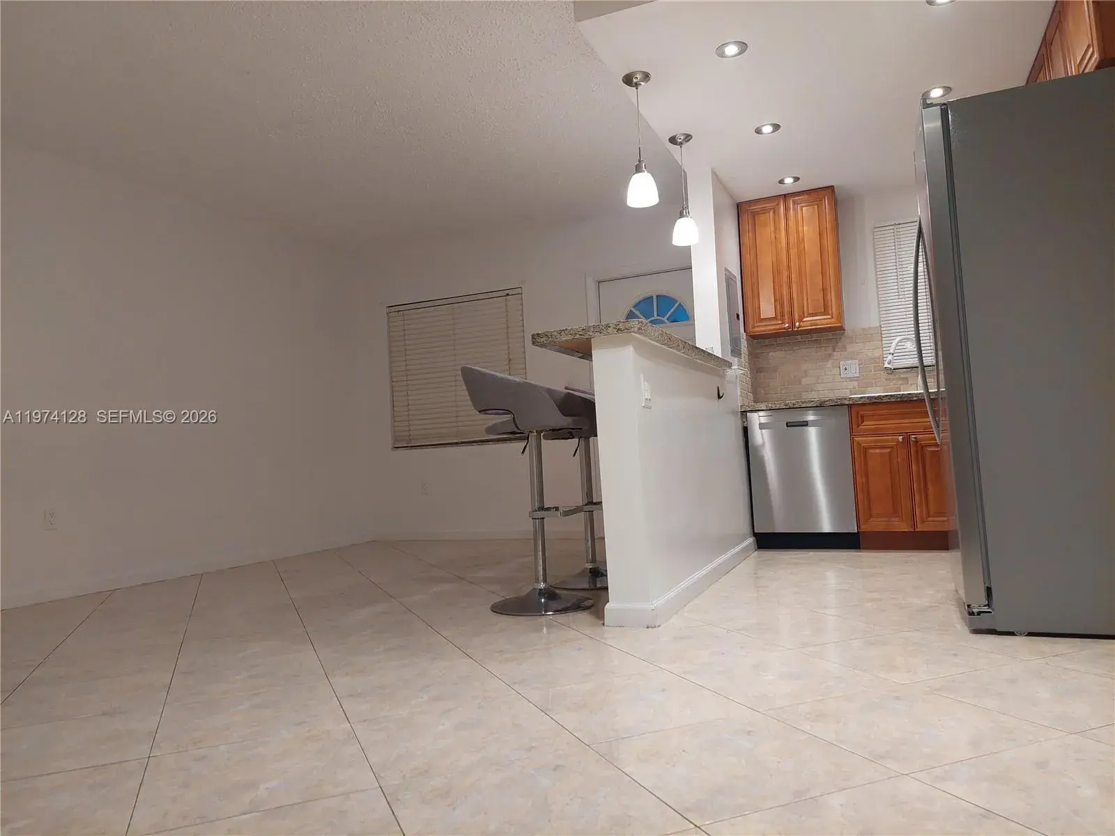 714 NE 10th St # 103, Hallandale Beach FL 33009