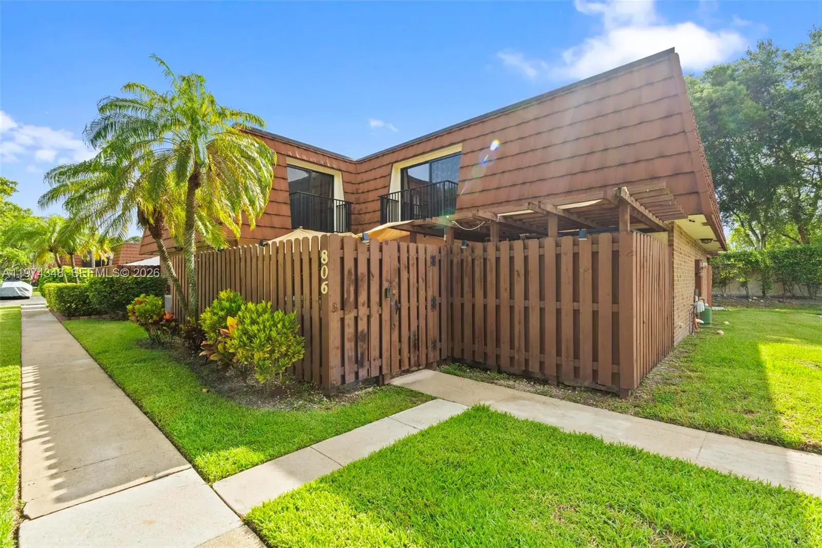 3 bedroom 2 bath Residential for sale at 806 SW 119th Way, Davie FL 33325