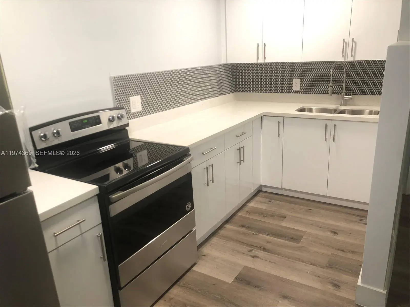 1016 NE 17th Ave # 4, Fort Lauderdale FL 33304