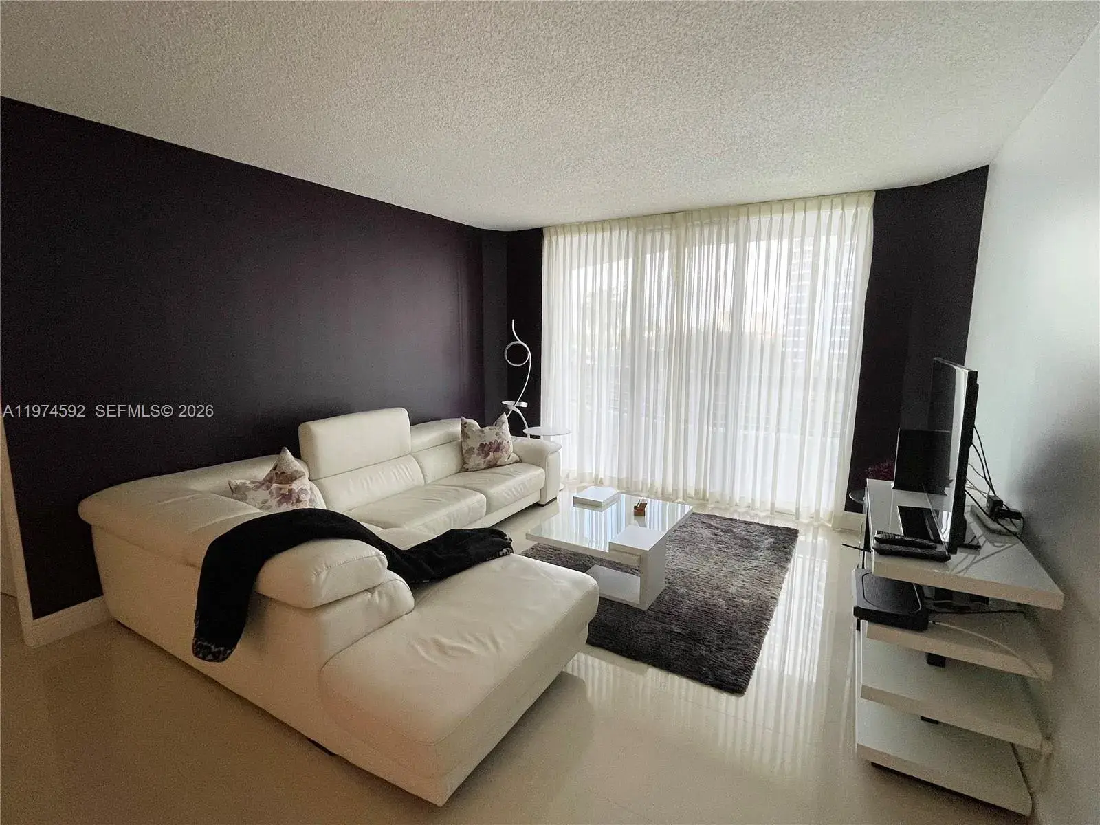 3600 Mystic Pointe Dr # 610, Aventura FL 33180