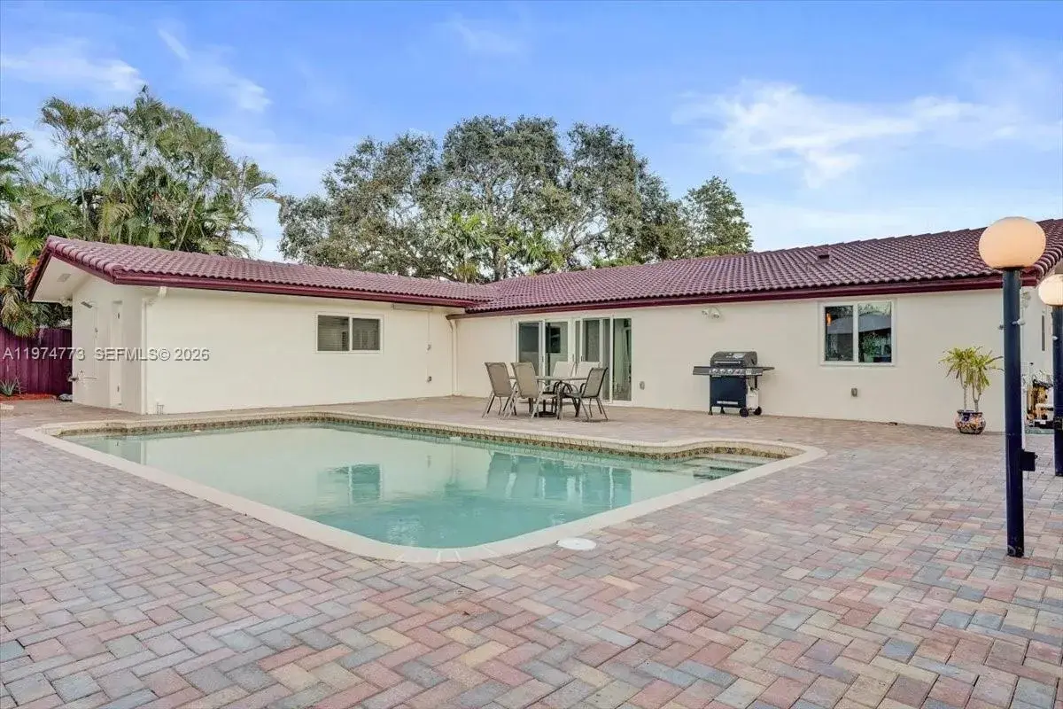 4 bedroom 3 bath Residential for sale at 4925 Tyler St, Hollywood FL 33021
