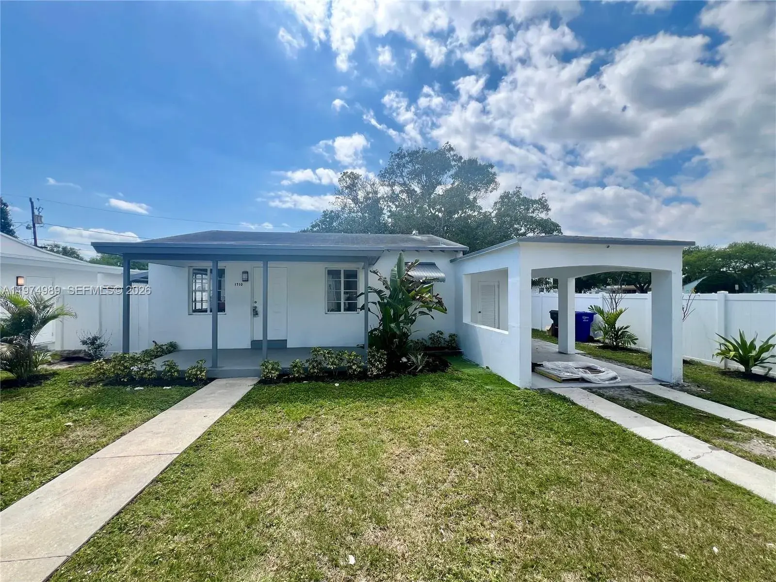 2 bedroom 1 bath Residential for sale at 1710 Arthur St, Hollywood FL 33020