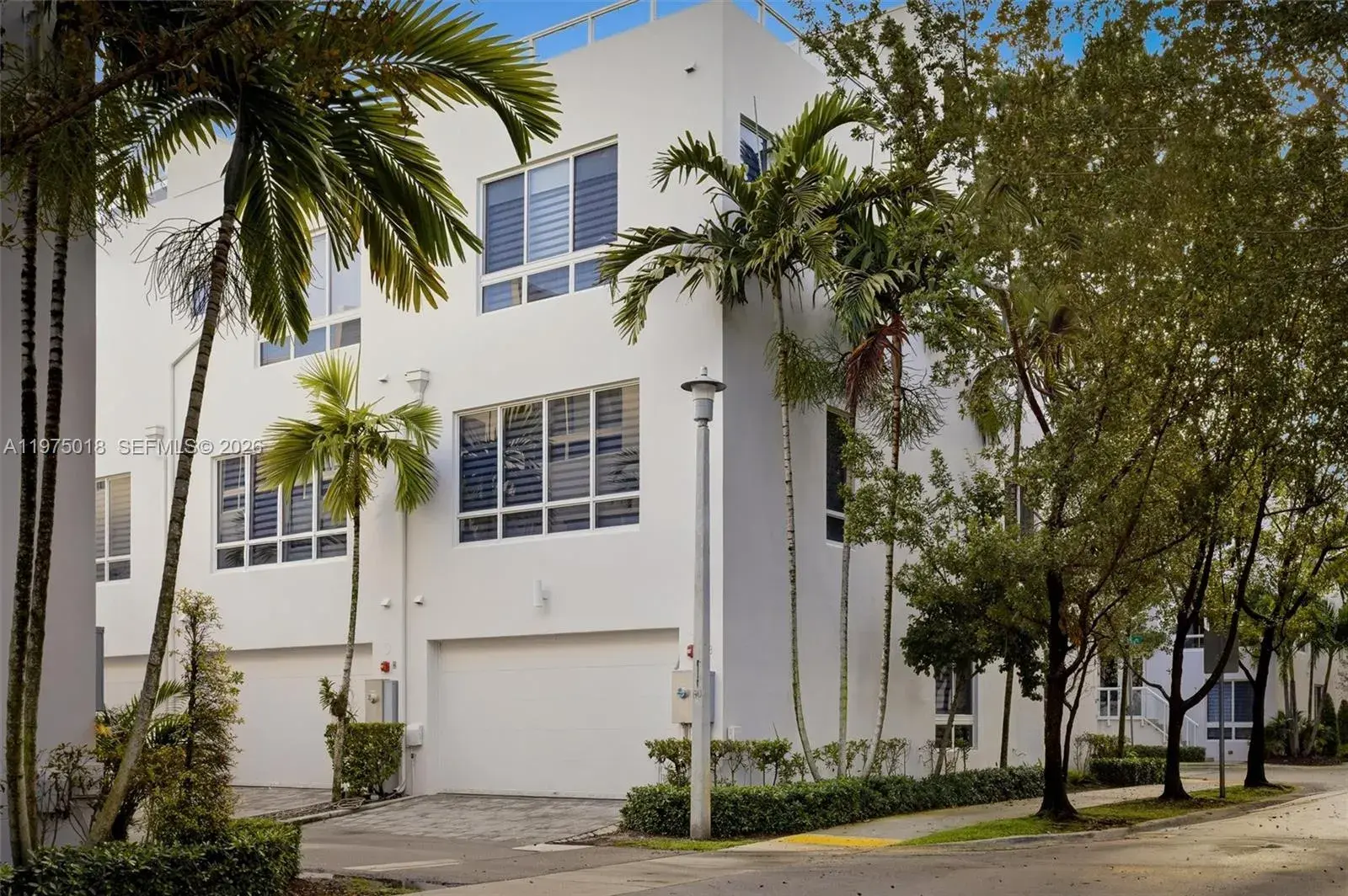 6671 NW 105th Pl # 6671, Doral FL 33178