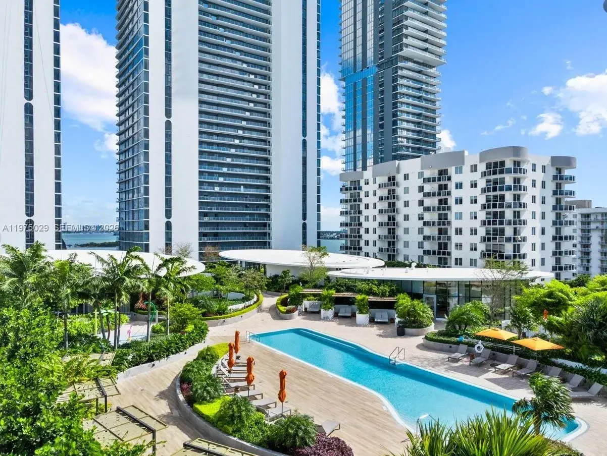 711 NE 23rd Ter # 1506, Miami FL 33137