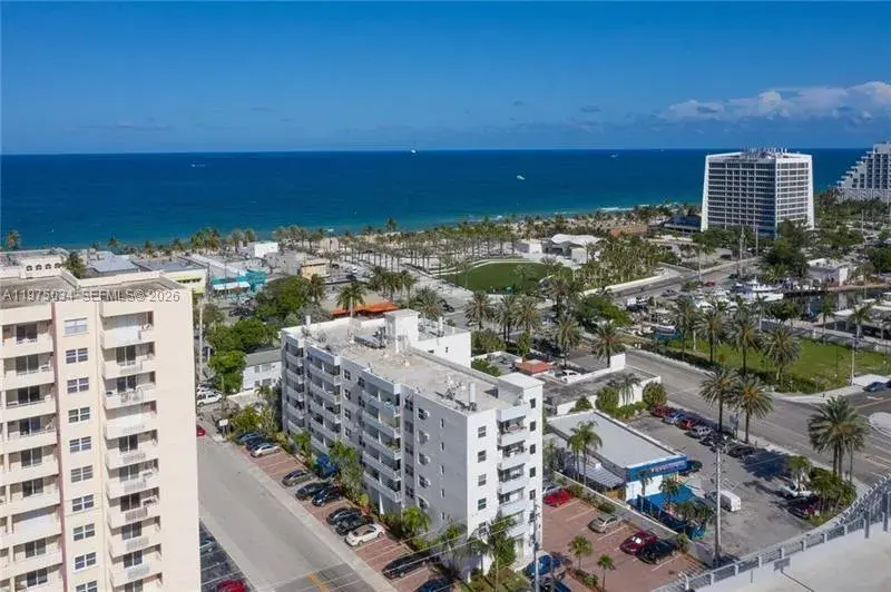 2 bedroom 2 bath Residential for sale at 2900 Banyan St # 101, Fort Lauderdale FL 33316