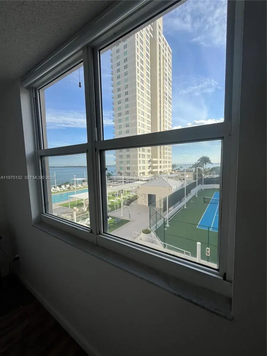770 Claughton Island Dr # 606, Miami FL 33131