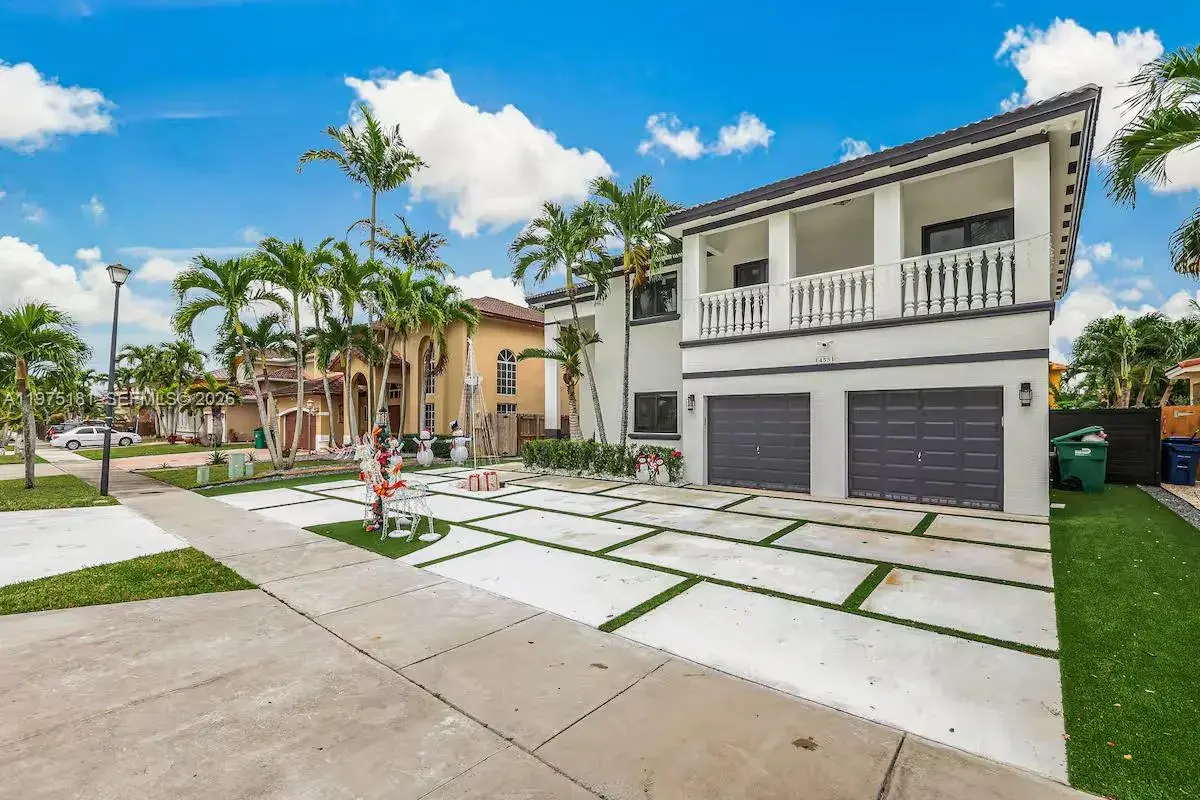 14551 SW 158th Ct, Miami FL 33196