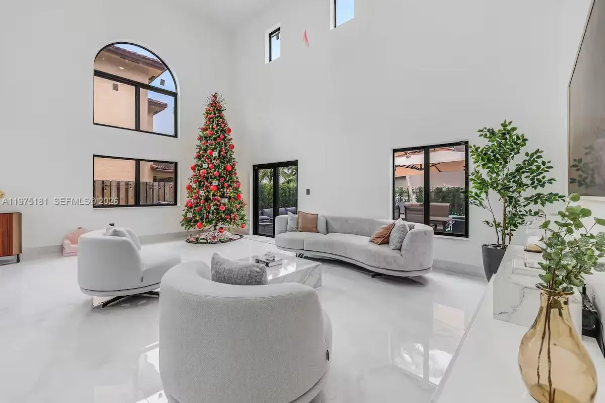 14551 SW 158th Ct, Miami FL 33196