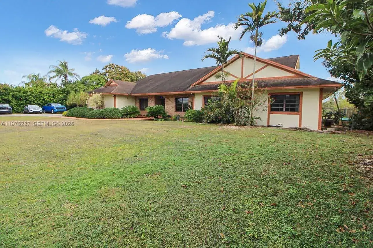 4 bedroom 3 bath Residential for sale at 27745 SW 167th Ave, Homestead FL 33031