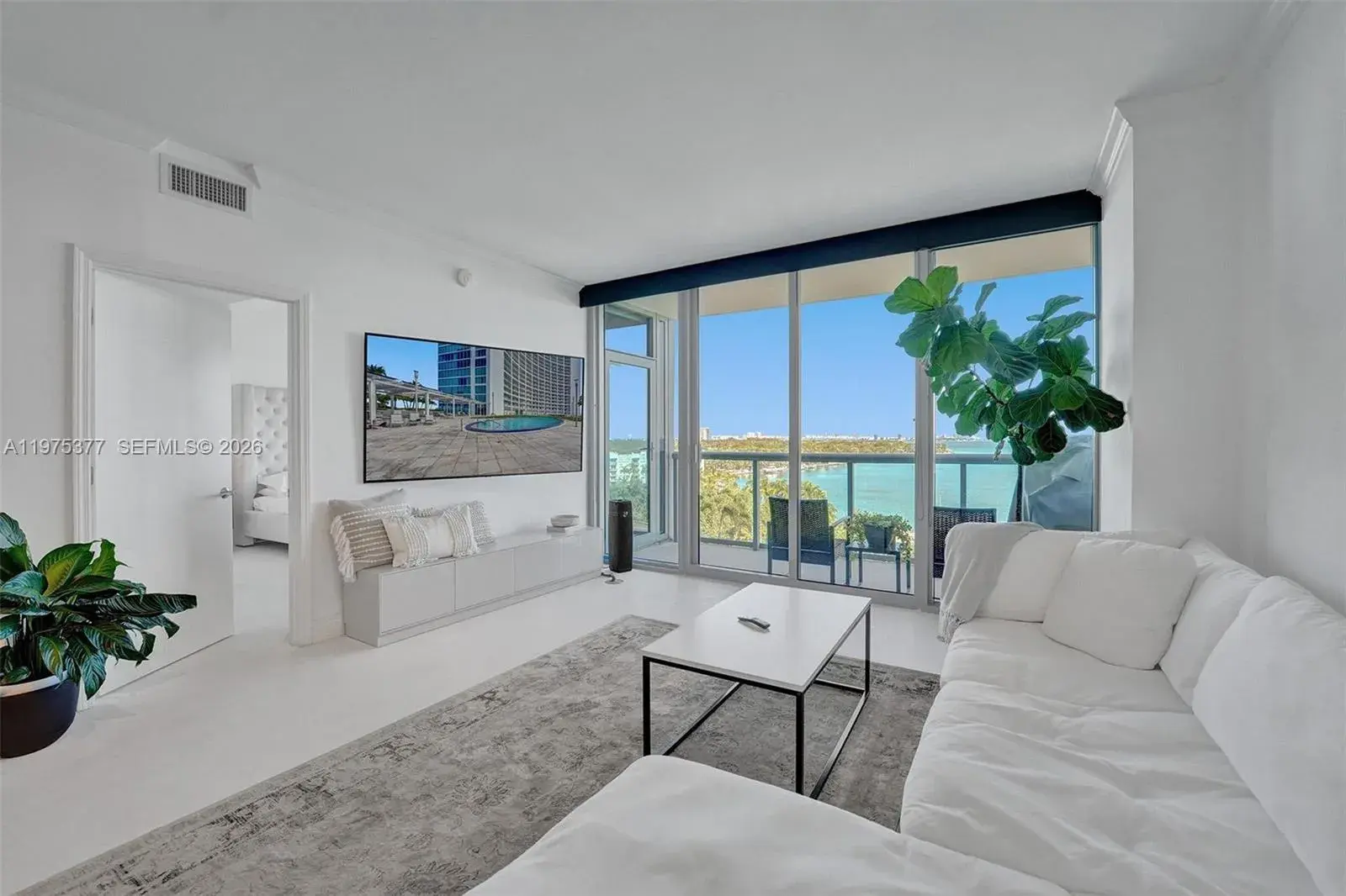 601 NE 36th St # 811, Miami FL 33137