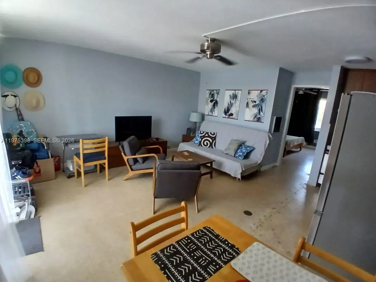 1 bedroom 1 bath Residential Lease for rent at 901 N Birch Rd # 9B, Fort Lauderdale FL 33304