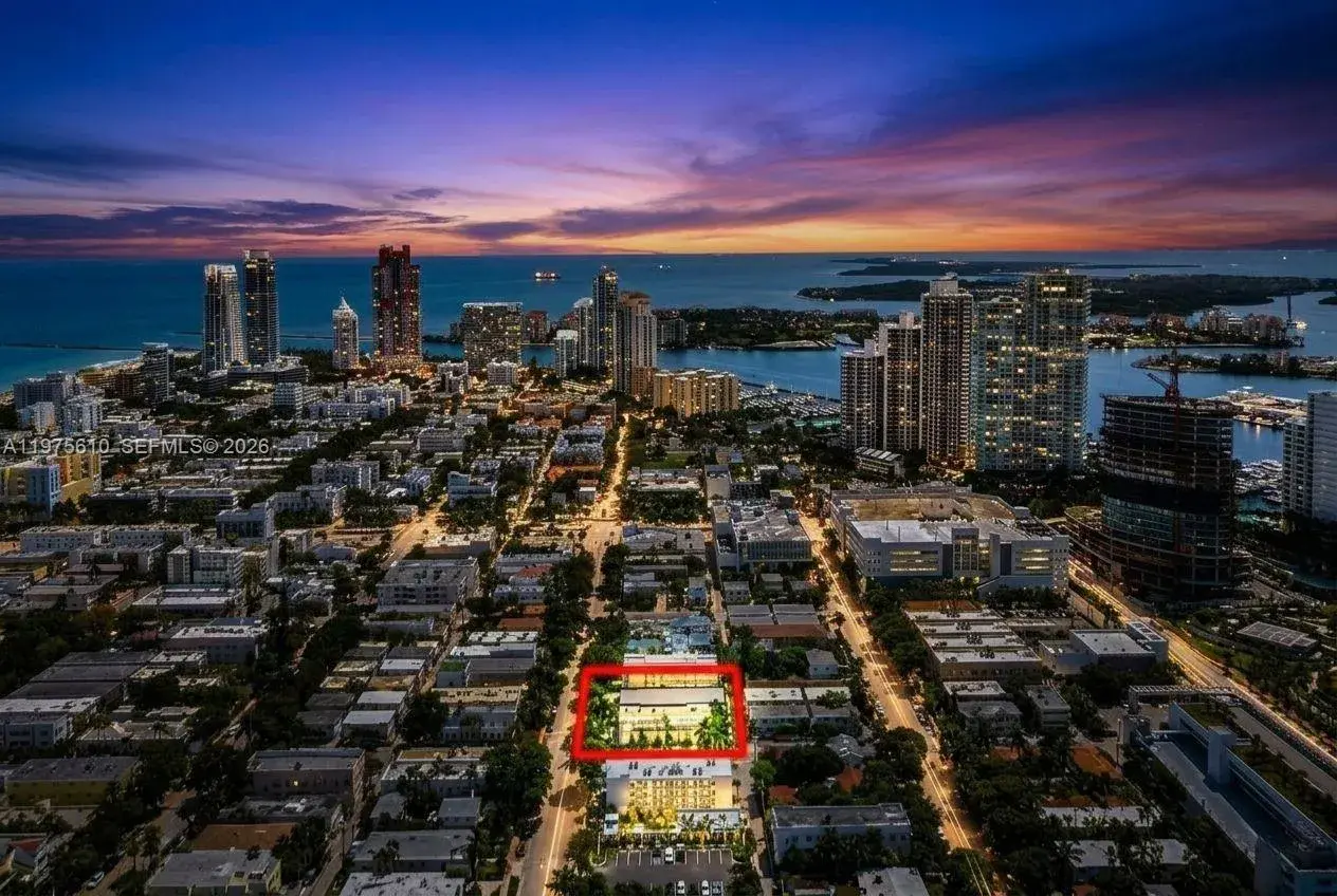 1000 7th St, Miami Beach FL 33139