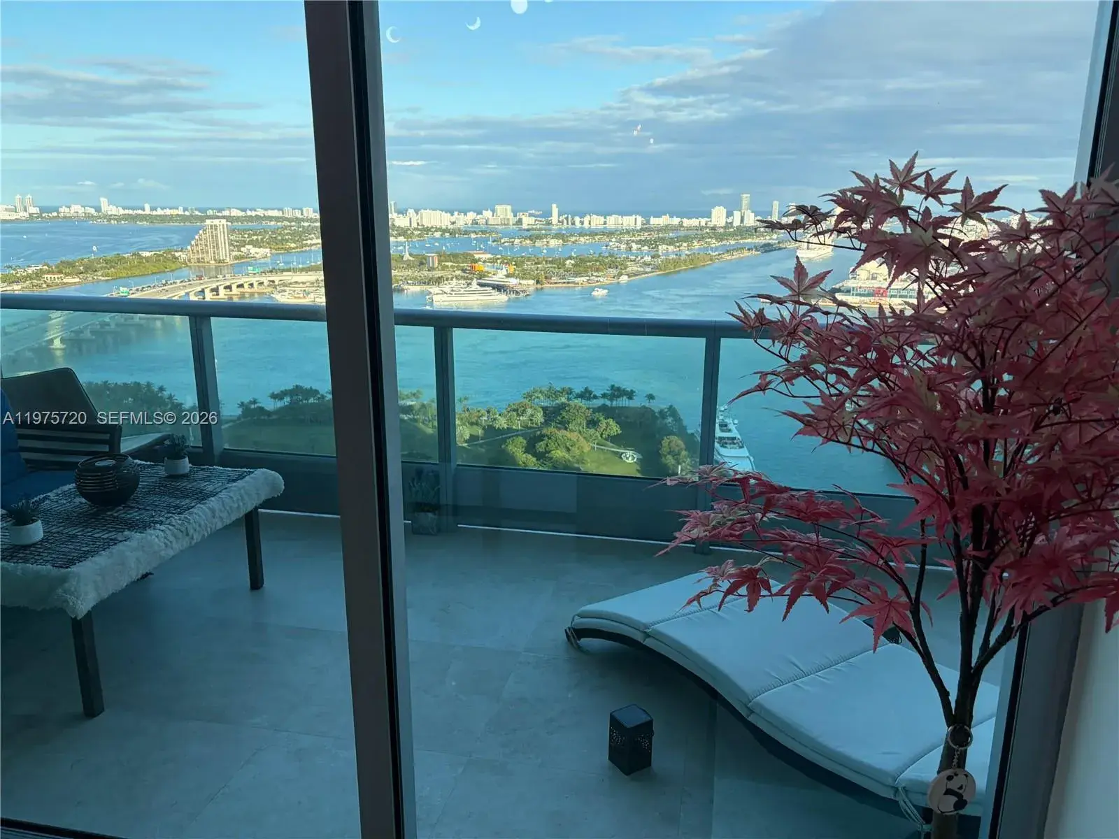 900 Biscayne Blvd # 3704, Miami FL 33132