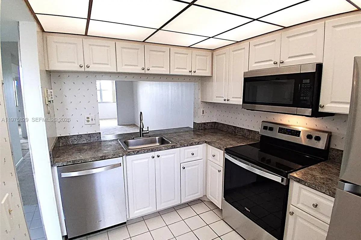2635 NW 104th Ave # 310, Sunrise FL 33322