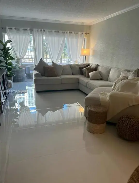 1985 S Ocean Dr # 2B, Hallandale Beach FL 33009