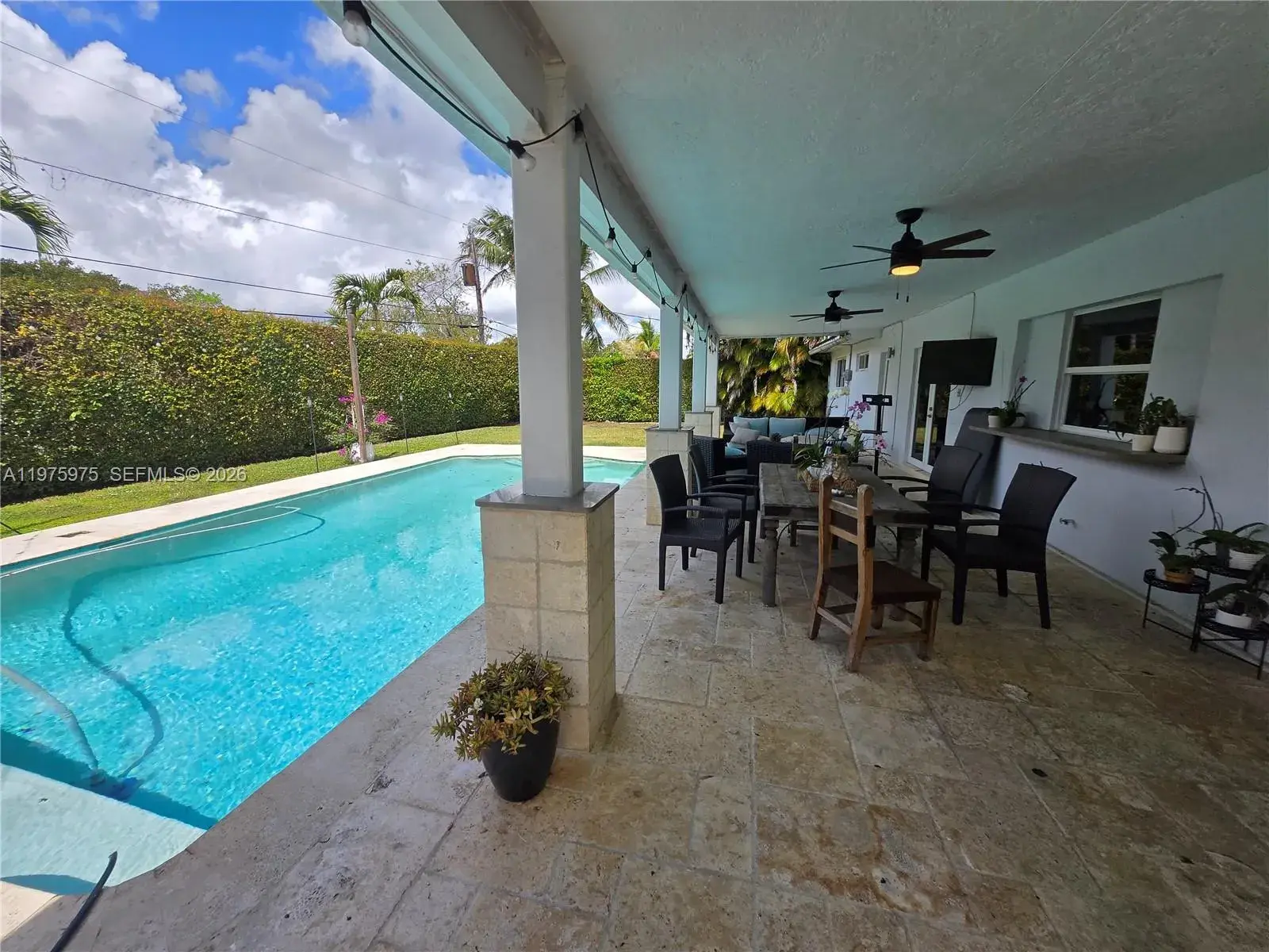 8620 SW 85th Ave, Miami FL 33143