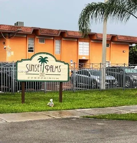 1 bedroom 1 bath Residential for sale at 9493 SW 76th St # L4, Miami FL 33173