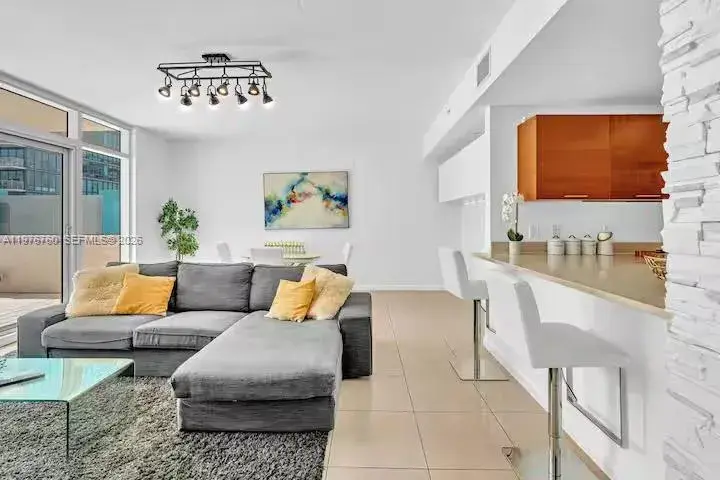 3250 NE 1st Ave # 501, Miami FL 33137