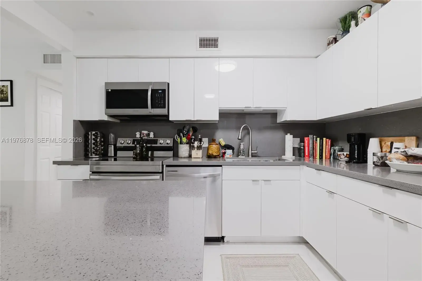 2621 SW 12th Ter, Fort Lauderdale FL 33315