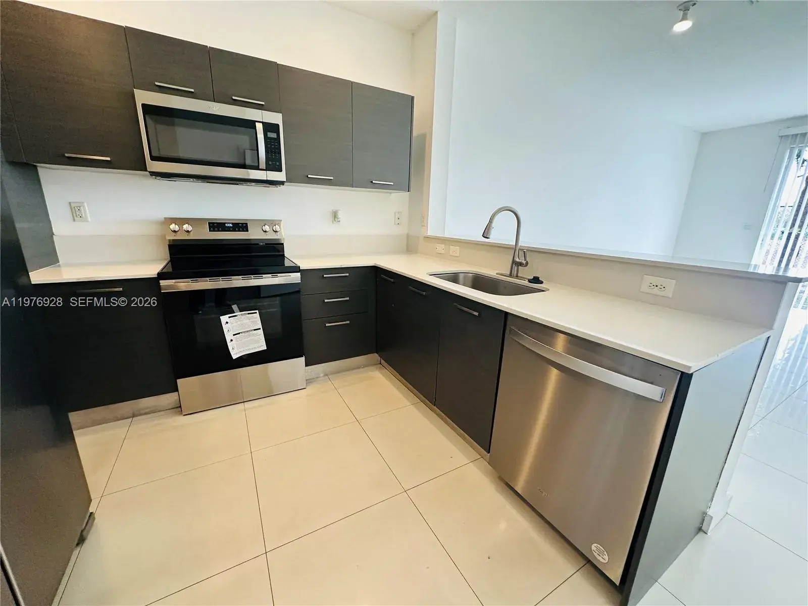 3442 NW 13th St, Lauderhill FL 33311