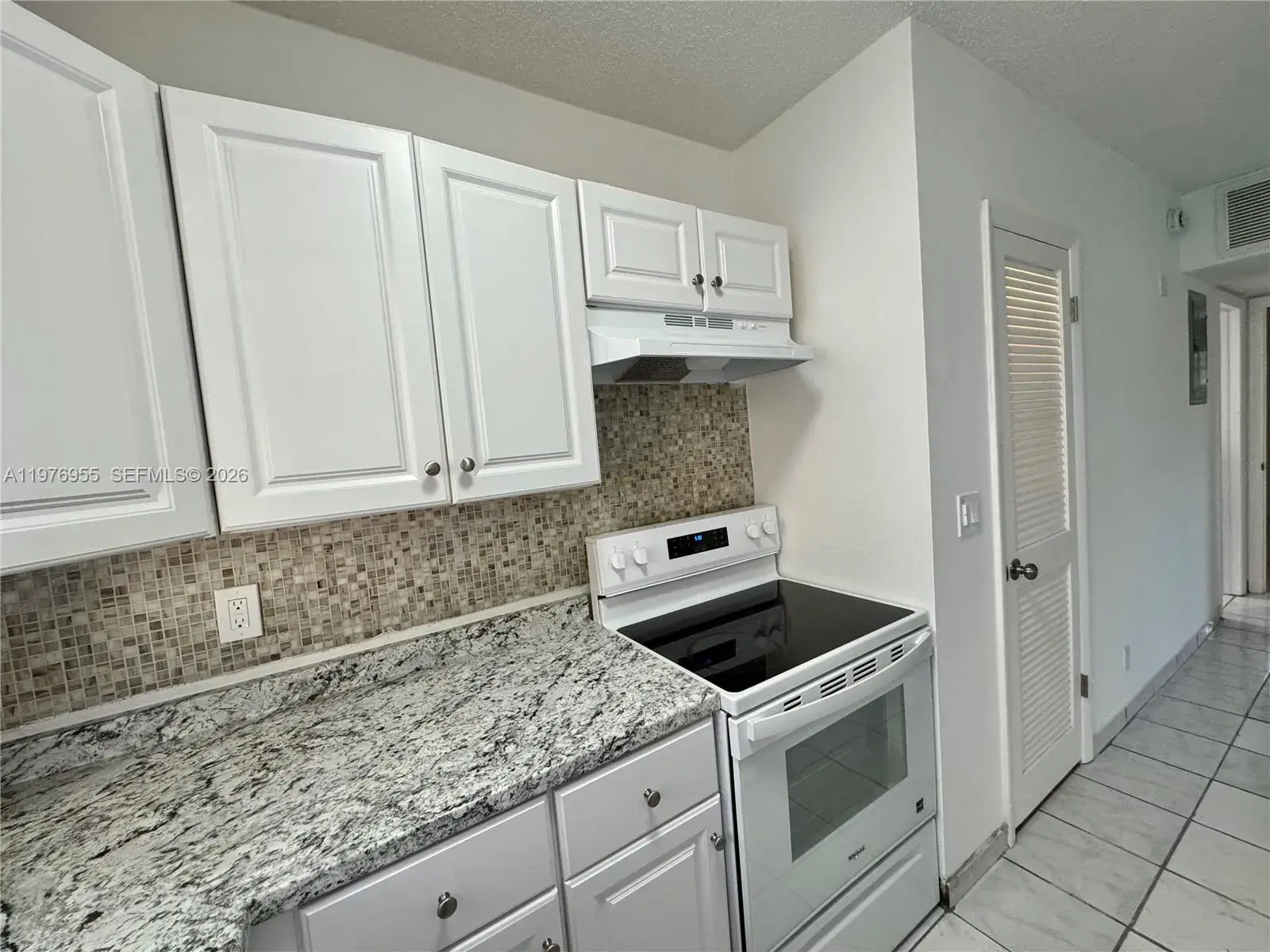 4140 Woodside Dr # 107, Coral Springs FL 33065