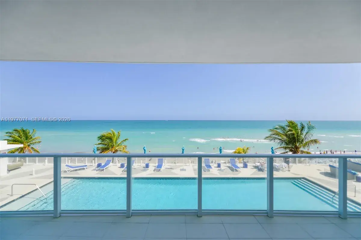 3951 S Ocean Dr # 402, Hollywood FL 33019