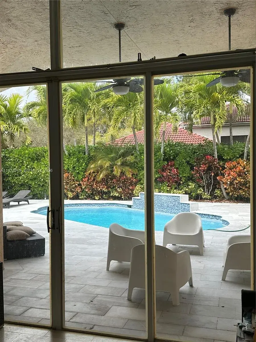 966 SPOONBILL CIR, Weston FL 33326