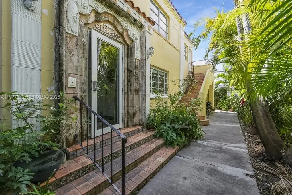 2 bedroom 2 bath Residential for sale at 846 Jefferson Ave # 8, Miami Beach FL 33139