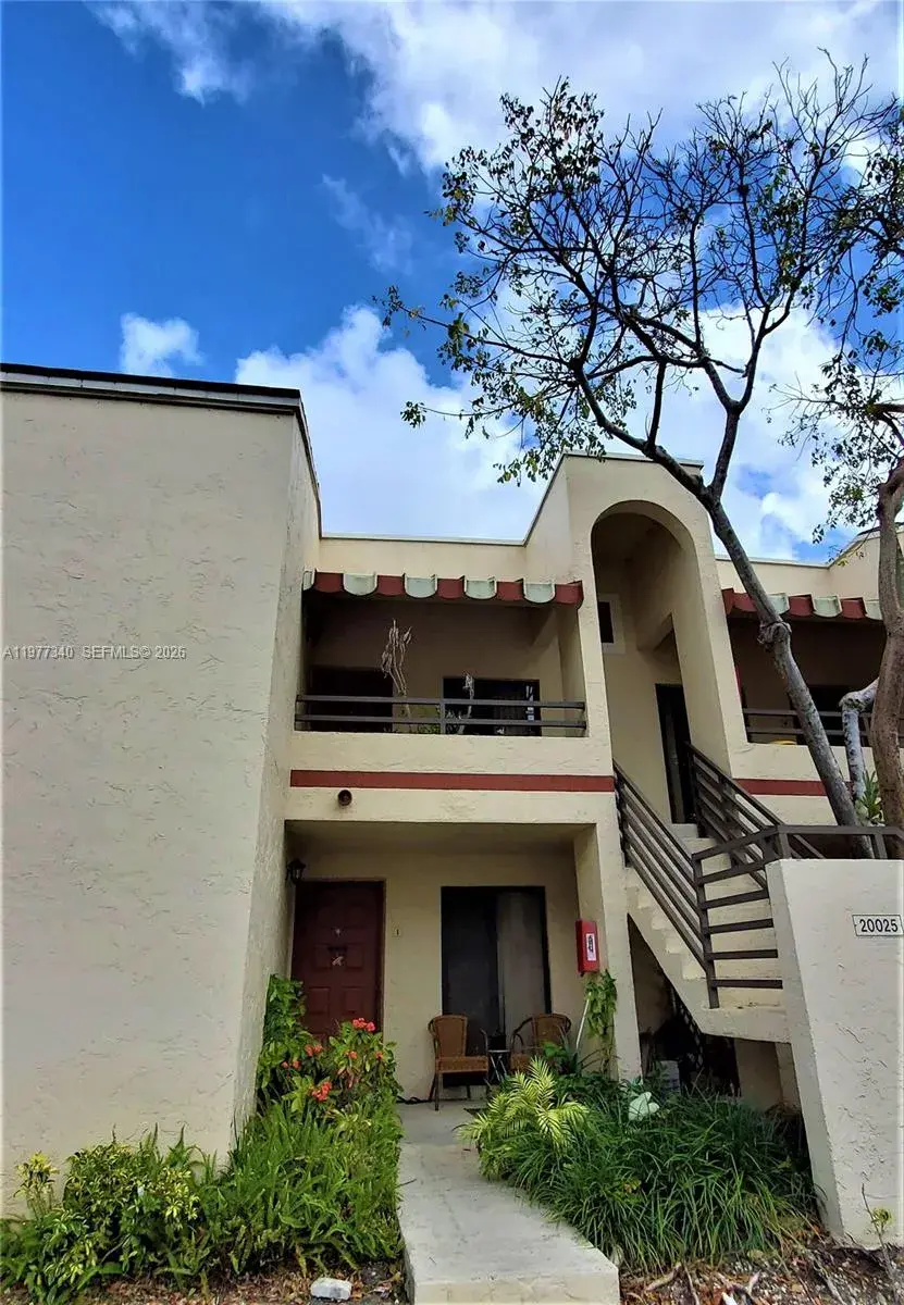 20025 NE 3rd Ct # 1, Miami FL 33179