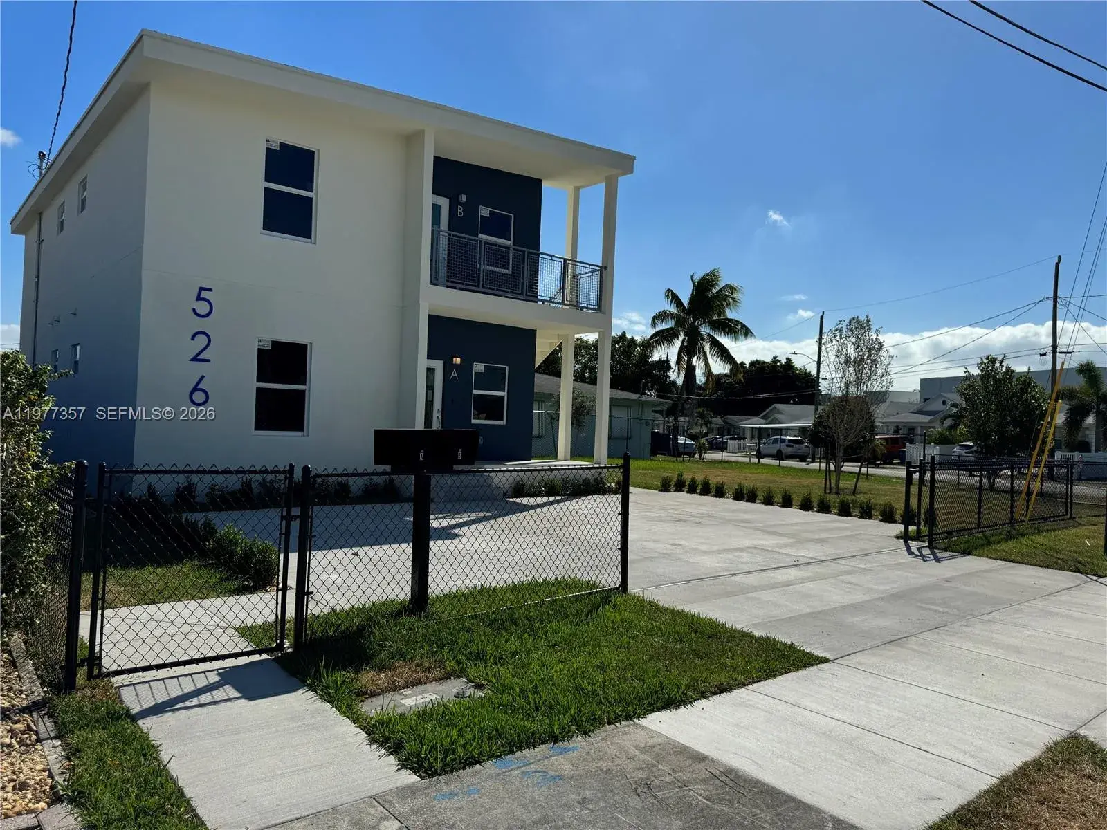 526 NW 6th # A, Hallandale Beach FL 33009