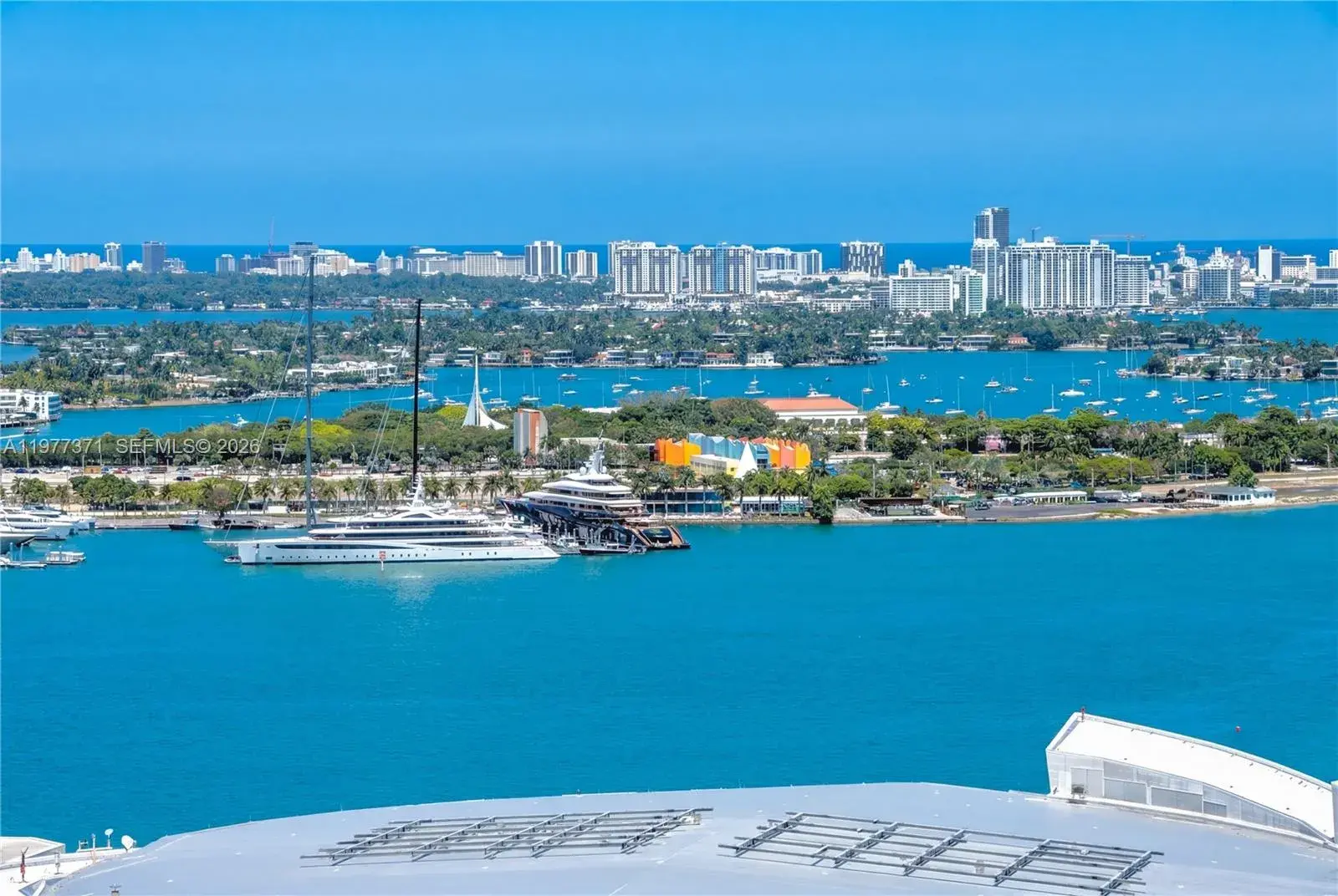 1 bedroom 1 bath Residential for sale at 159 NE 6th St # 2711, Miami FL 33132