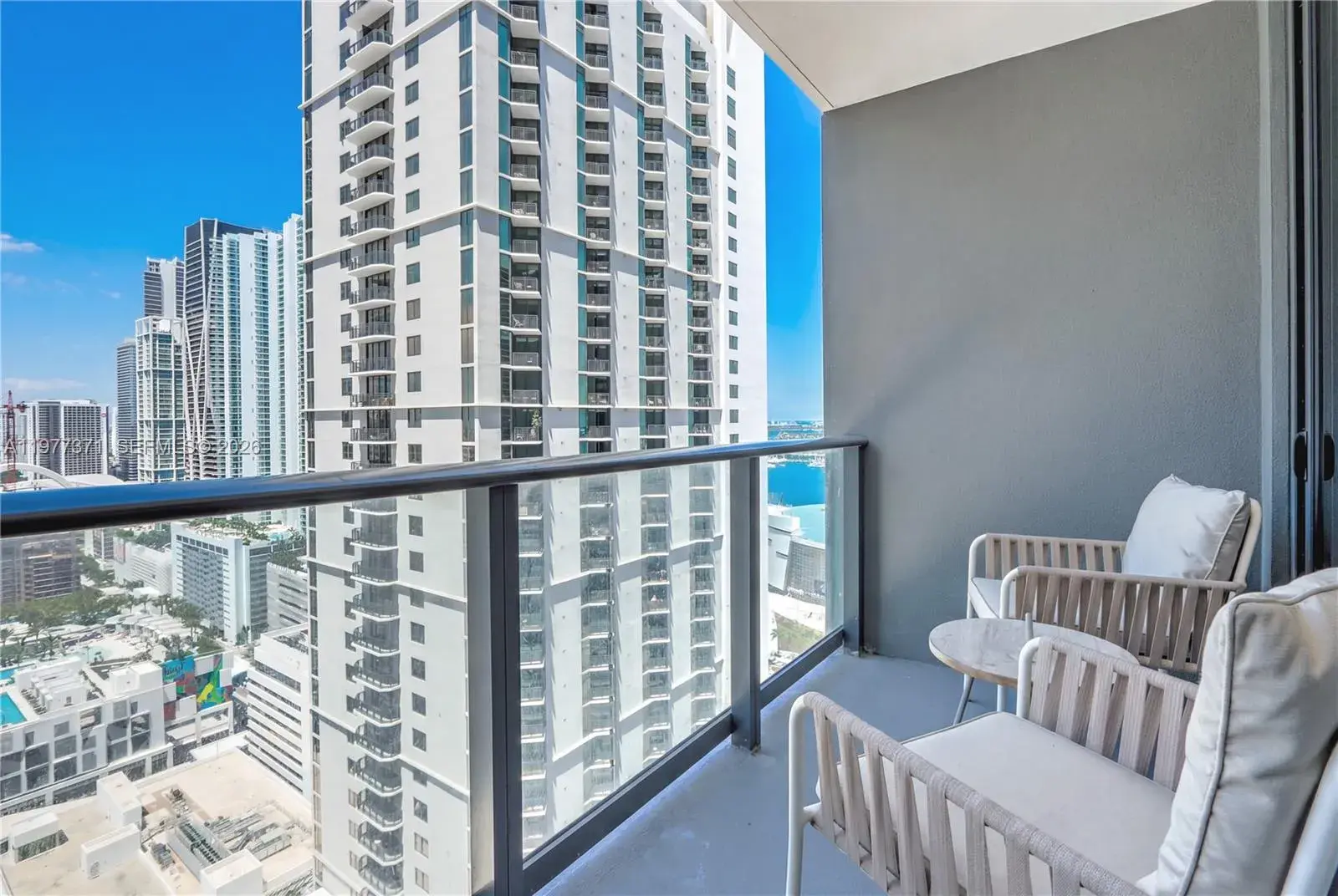159 NE 6th St # 2711, Miami FL 33132