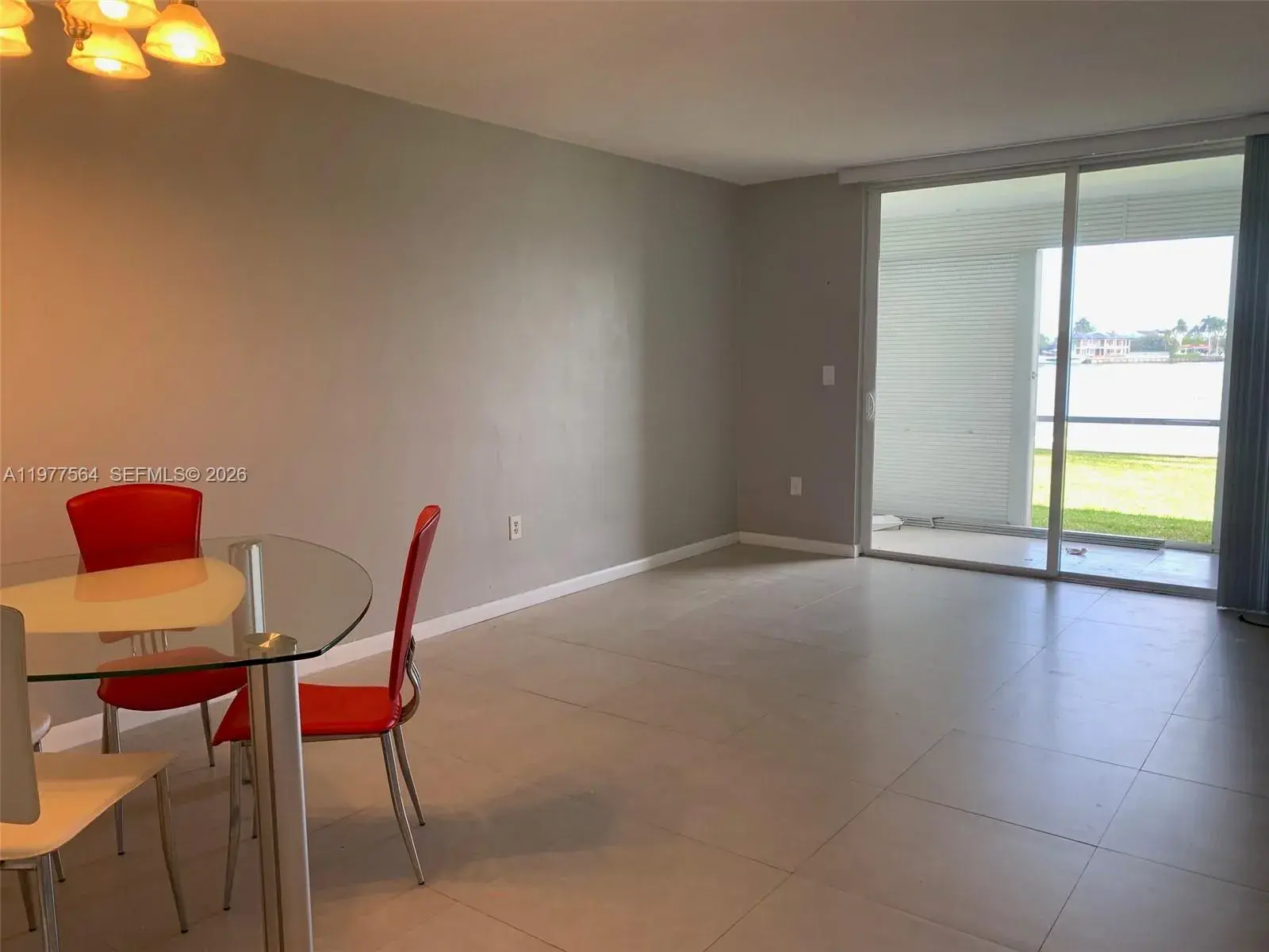 1 bedroom 1 bath Residential Lease for rent at 3010 Marcos Dr # R105, Aventura FL 33160