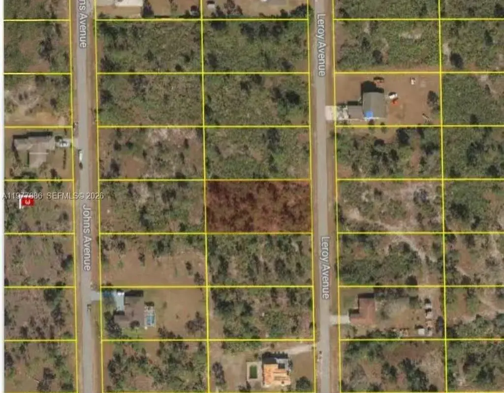411 LEROY AVE, Lehigh Acres FL 33972