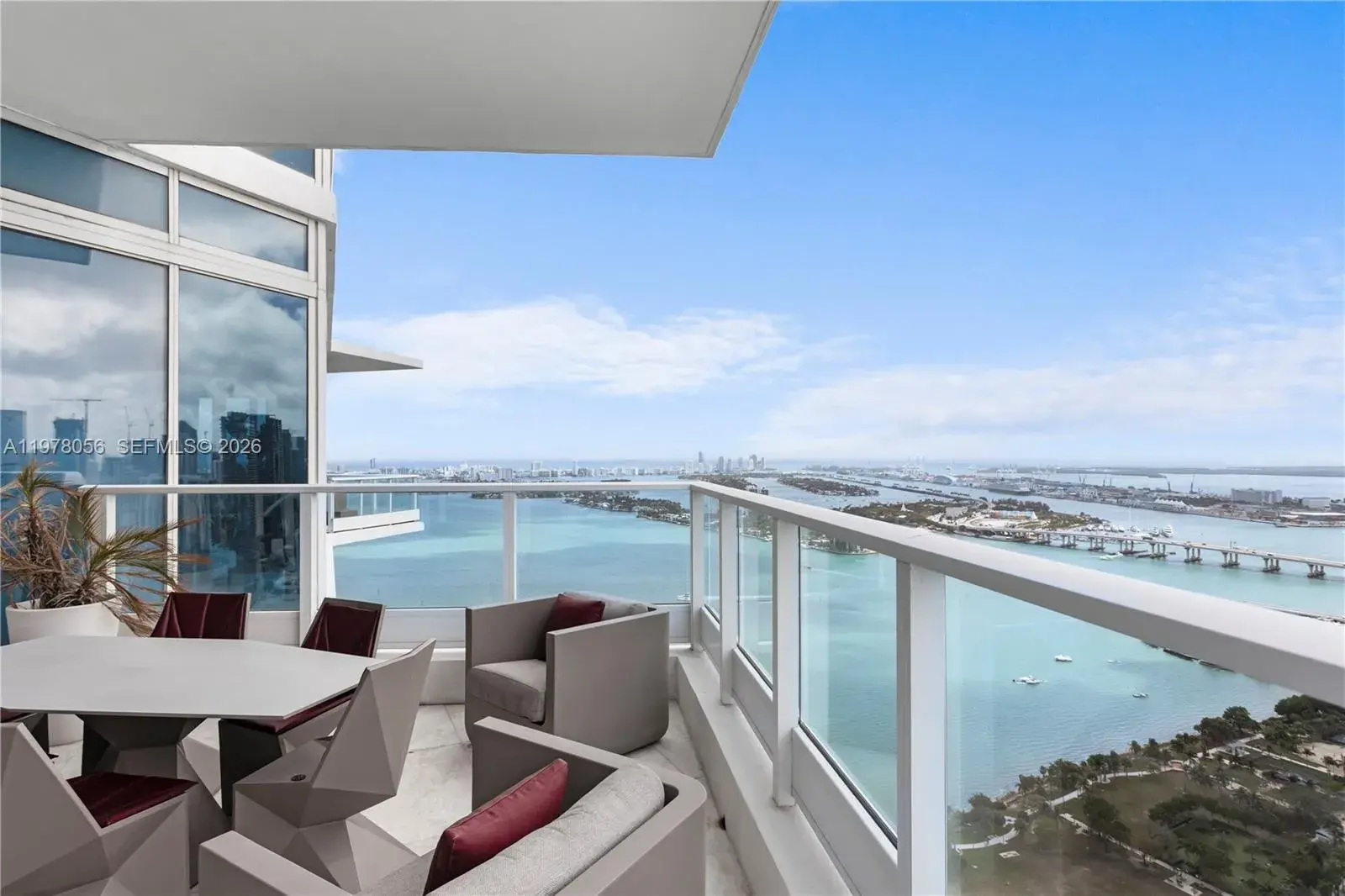 2020 N Bayshore Dr # 4702, Miami FL 33137