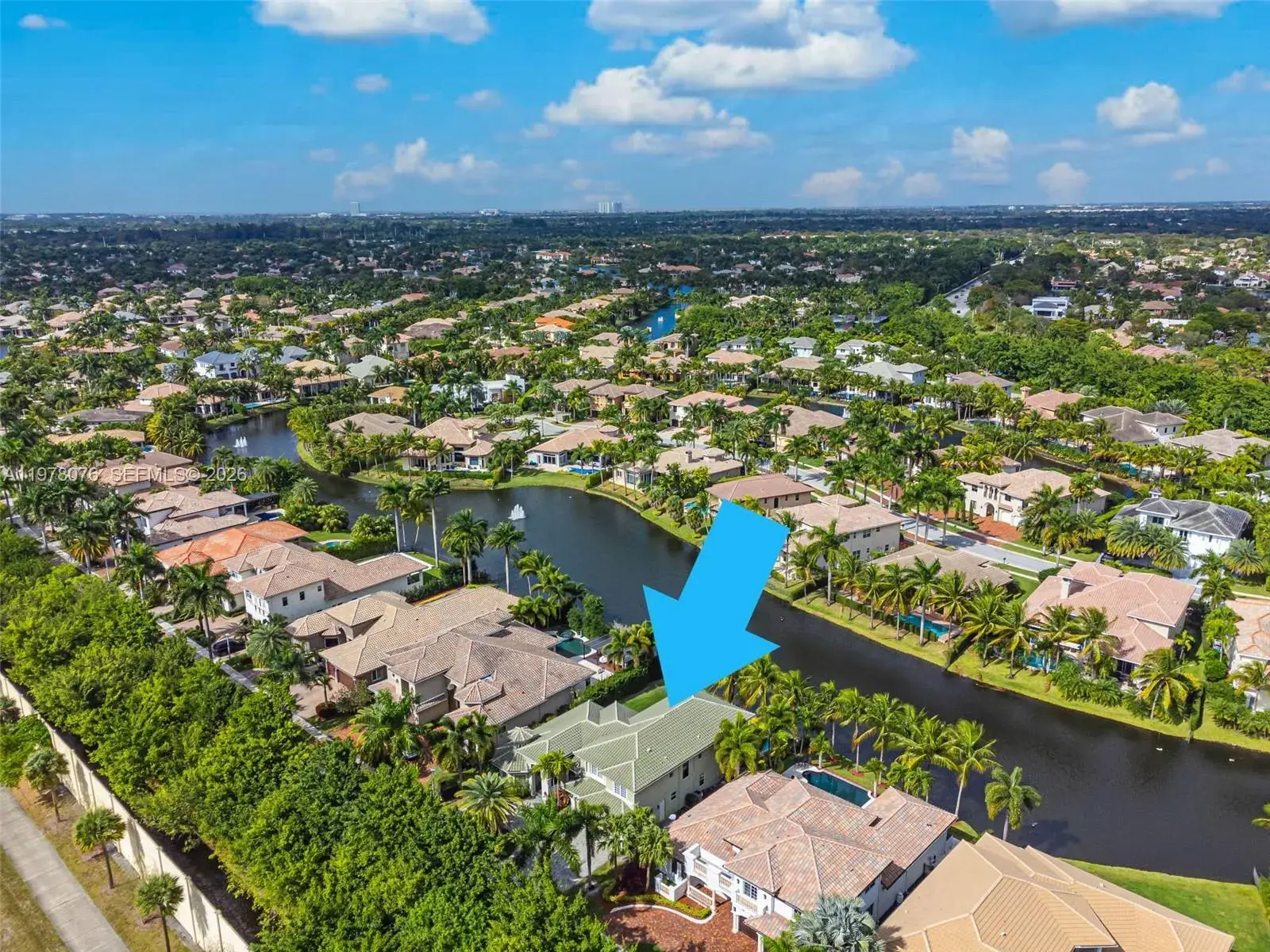 5 bedroom 4 bath Residential for sale at 10221 Blue Palm St, Plantation FL 33324