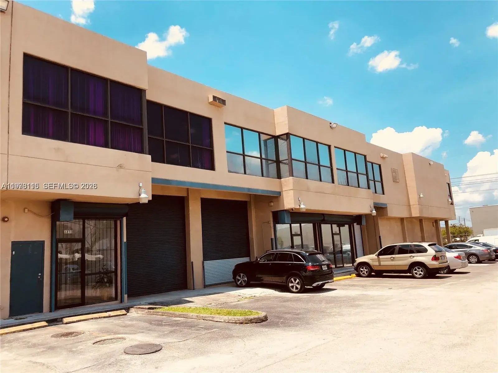 Commercial Sale for sale at 6850 NW 77th Ct # 6850, Medley FL 33166