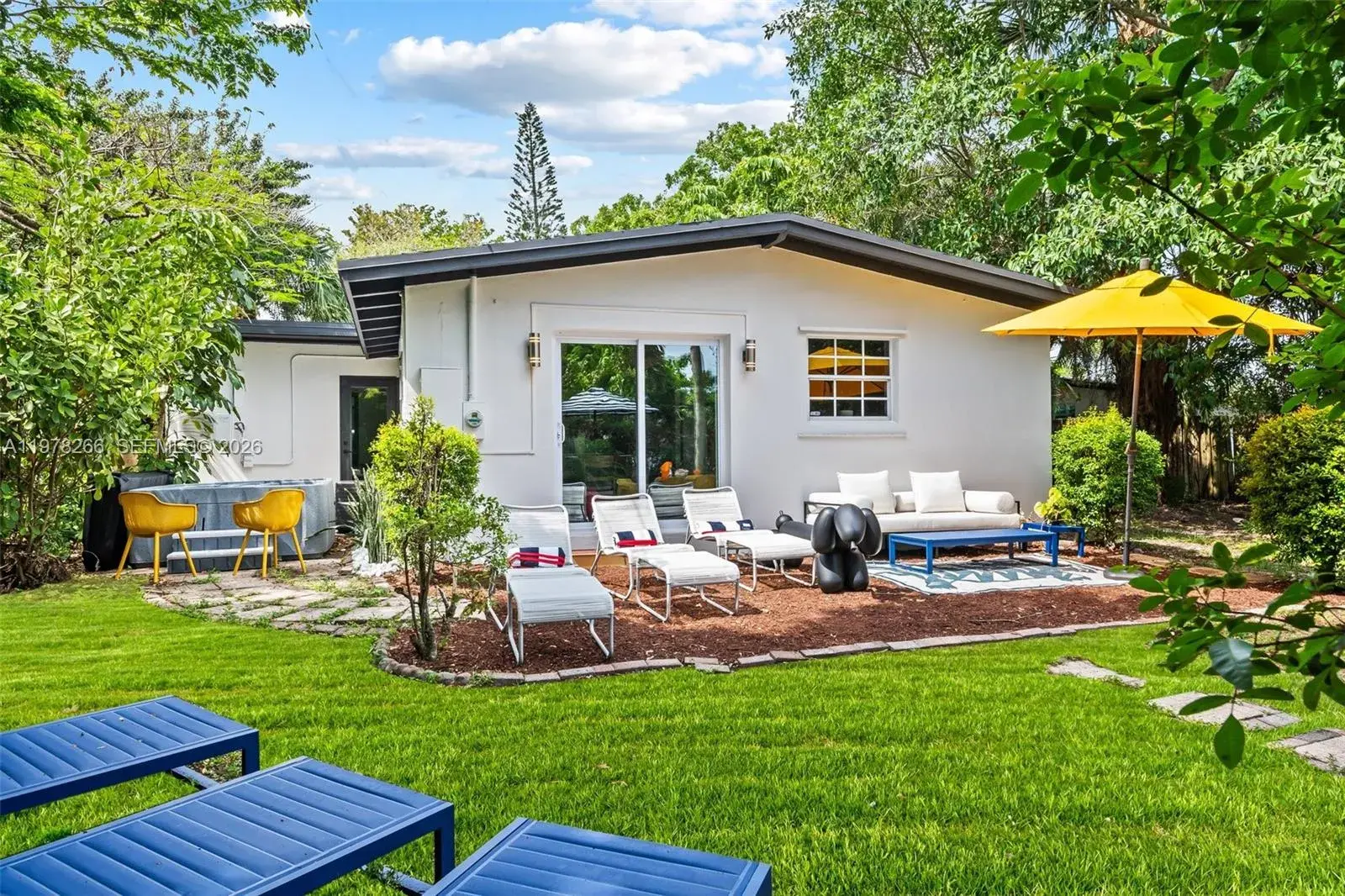 3 bedroom 2 bath Residential for sale at 2860 SW 13th Ct, Fort Lauderdale FL 33312
