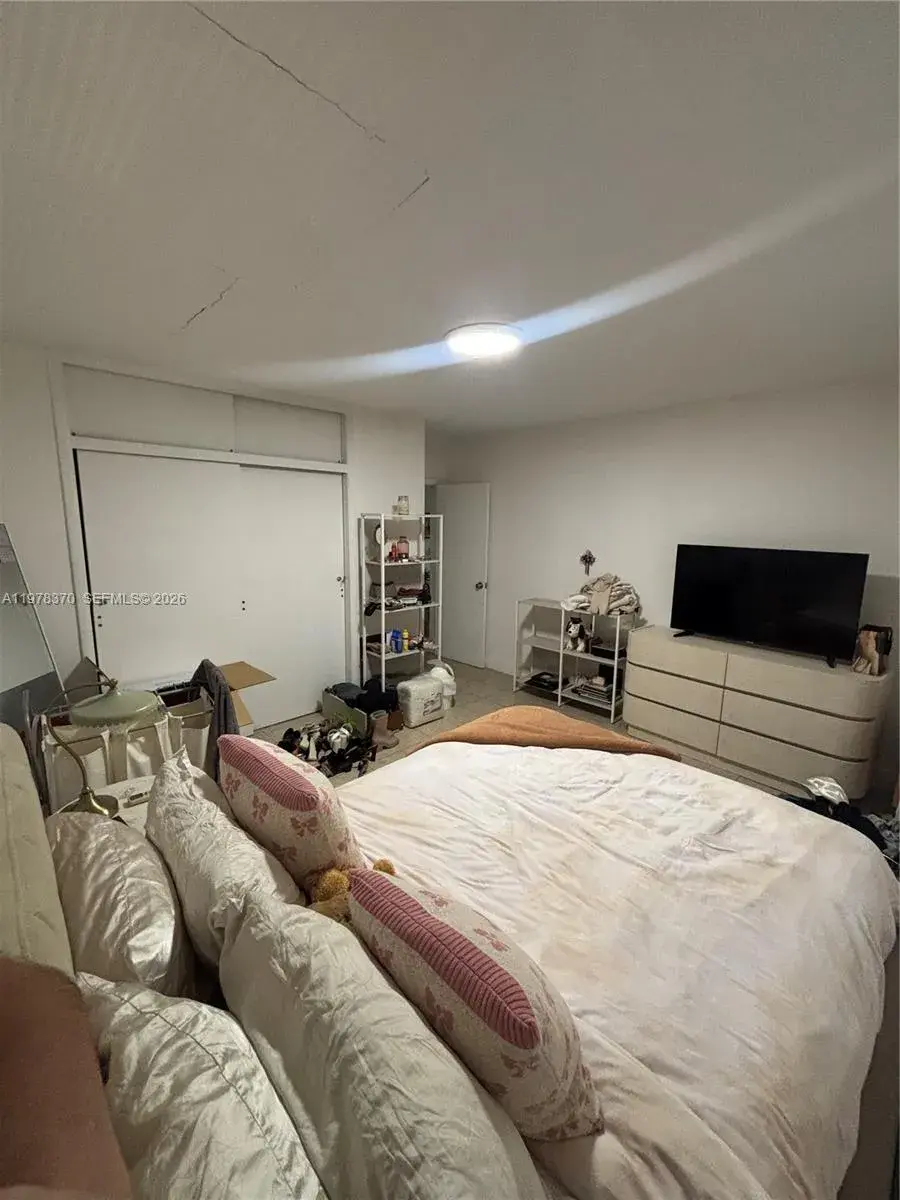 75 Washington Ave # 12A, Miami Beach FL 33139