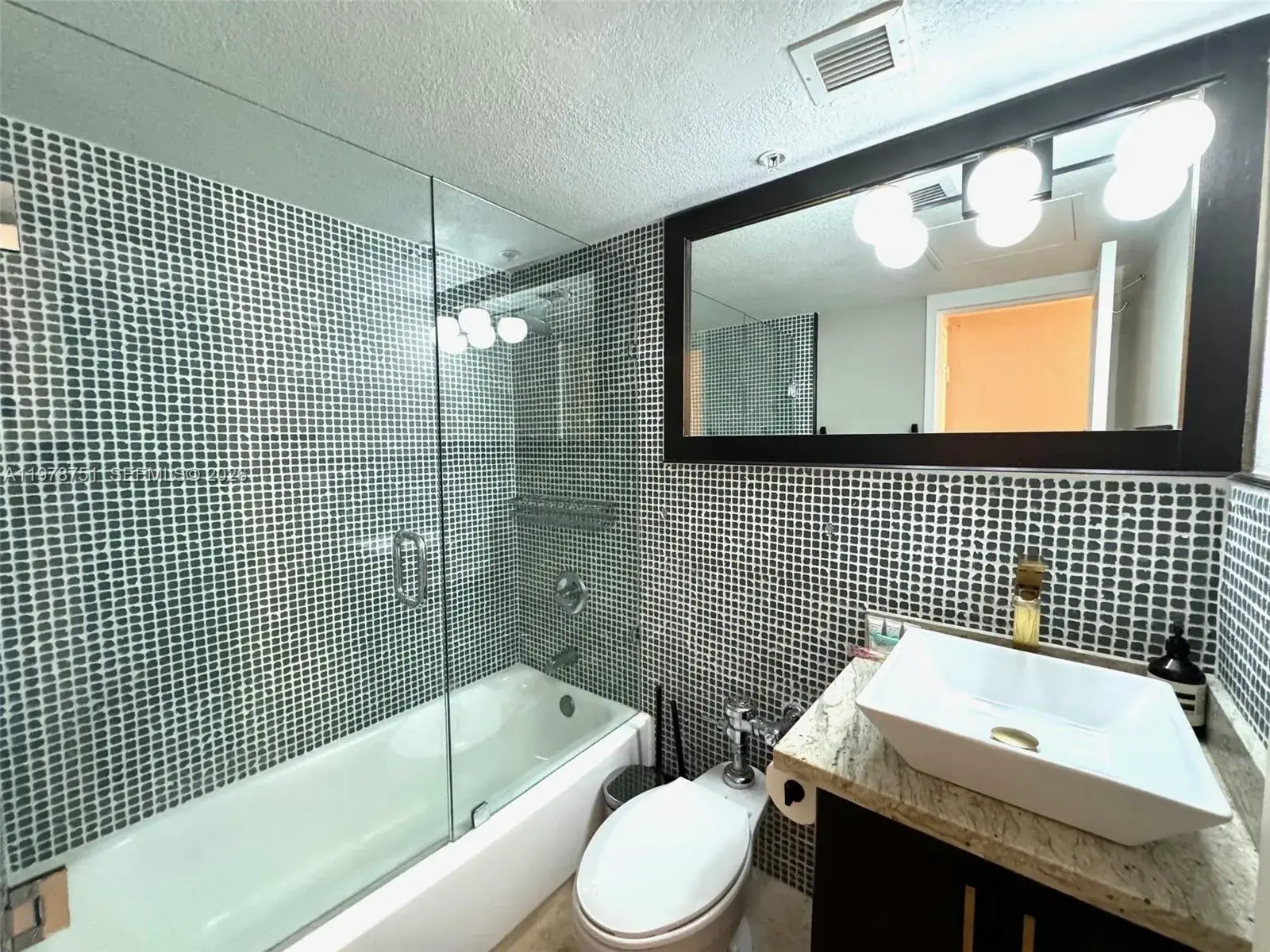1500 Bay Rd # 1180S, Miami Beach FL 33139