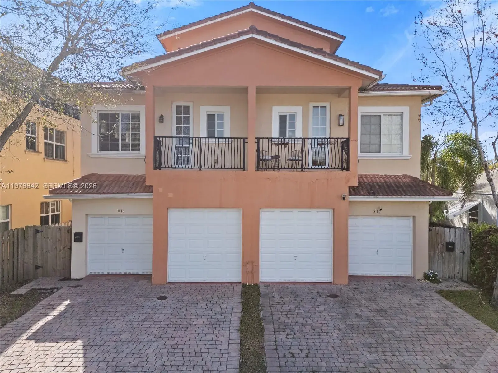 4 bedroom 4 bath Residential for sale at 819 SW 7th Ave, Fort Lauderdale FL 33315