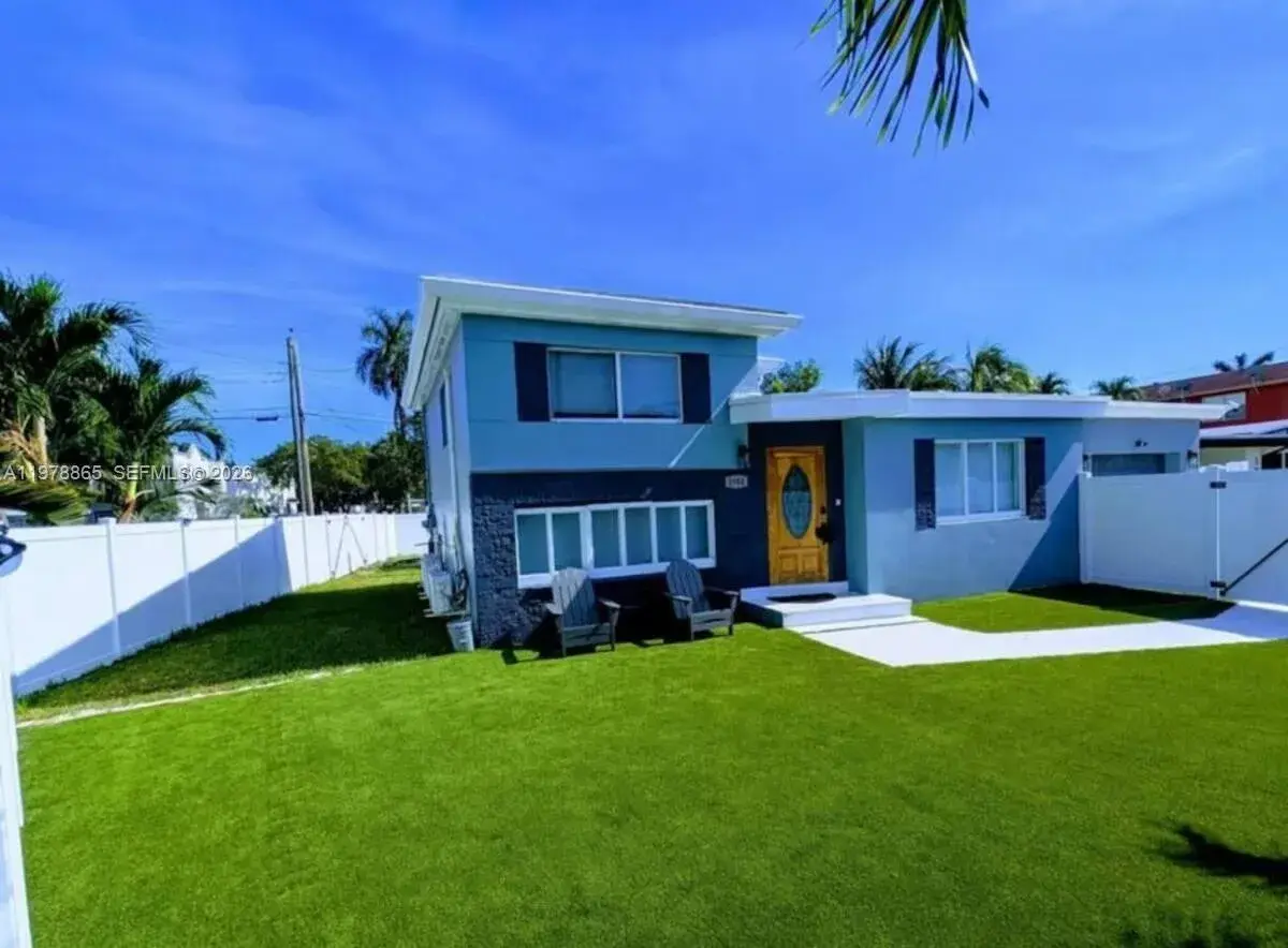 Residential Income for sale at 1904 SW 28th St, Fort Lauderdale FL 33315