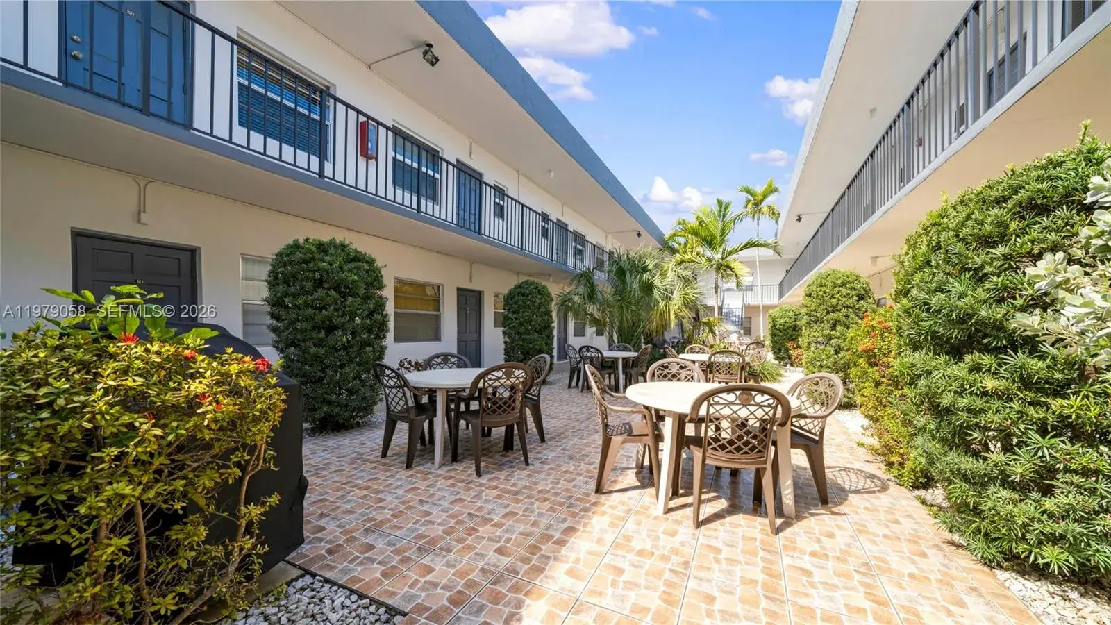 415 NE 2nd St # 209, Hallandale Beach FL 33009
