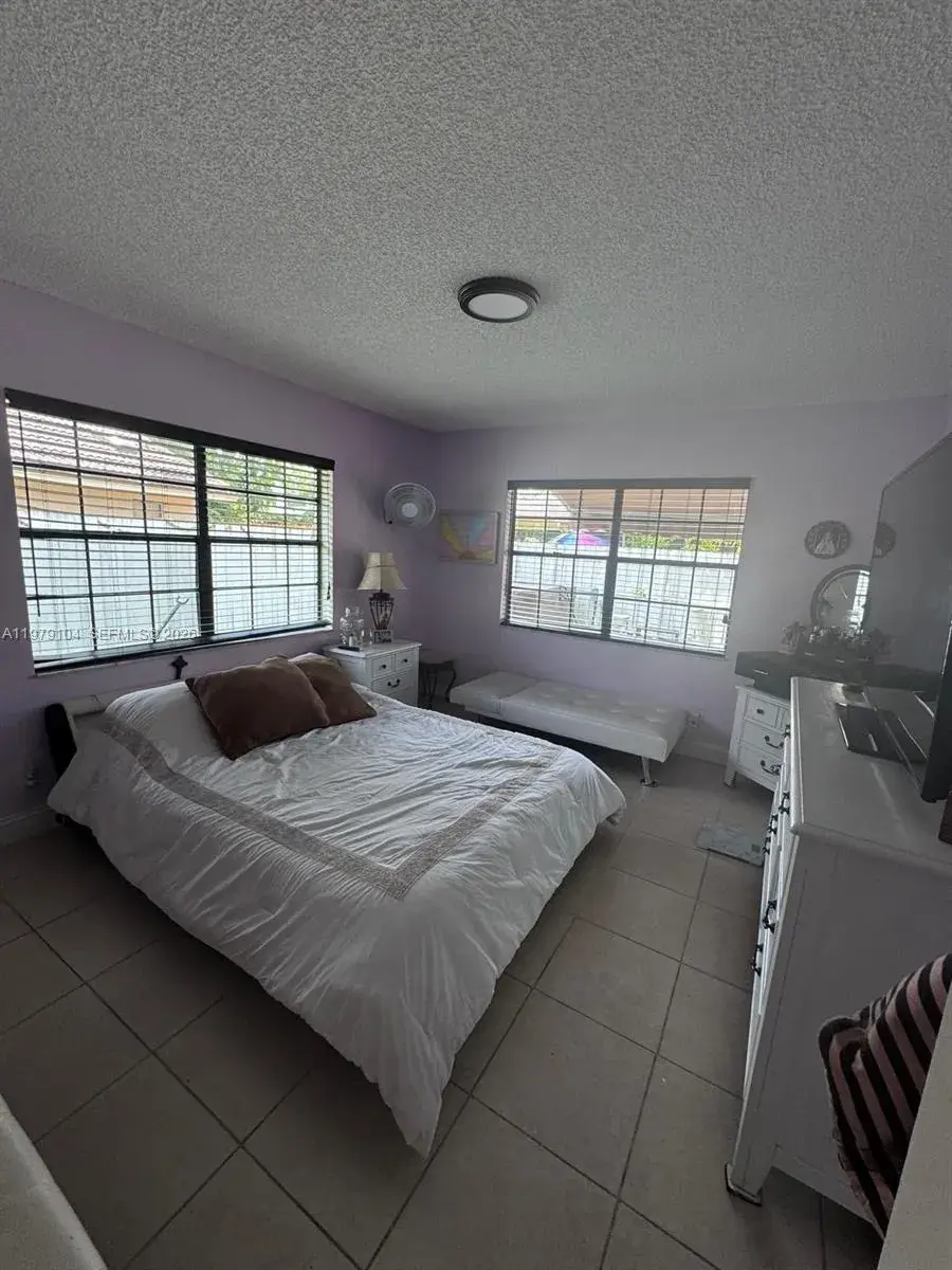 2370 NW 122nd Dr, Coral Springs FL 33065