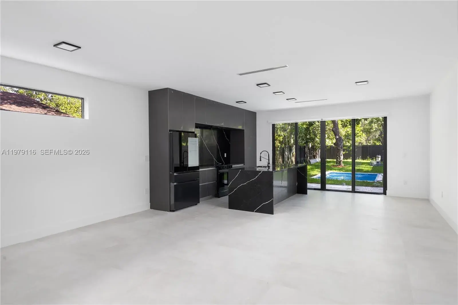 53 NW 52nd St, Miami FL 33127