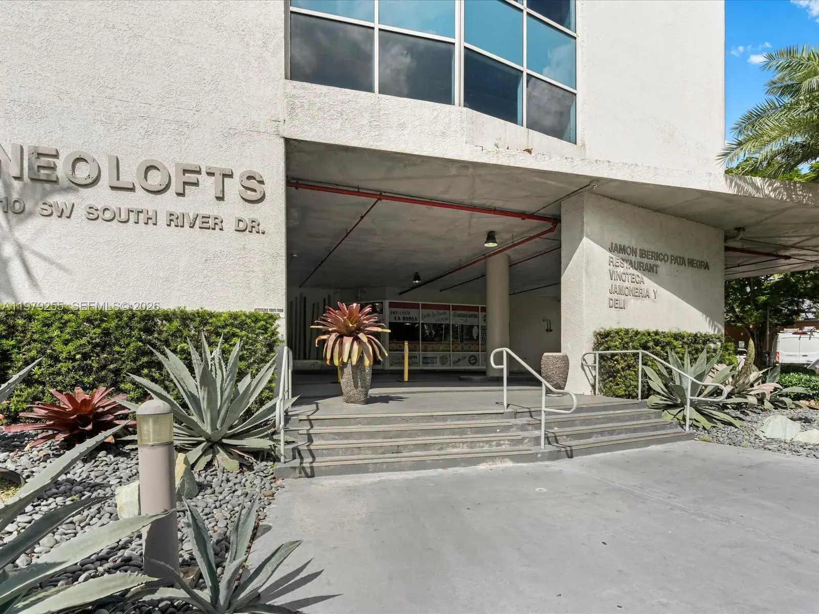 10 SW South River Dr # 715, Miami FL 33130